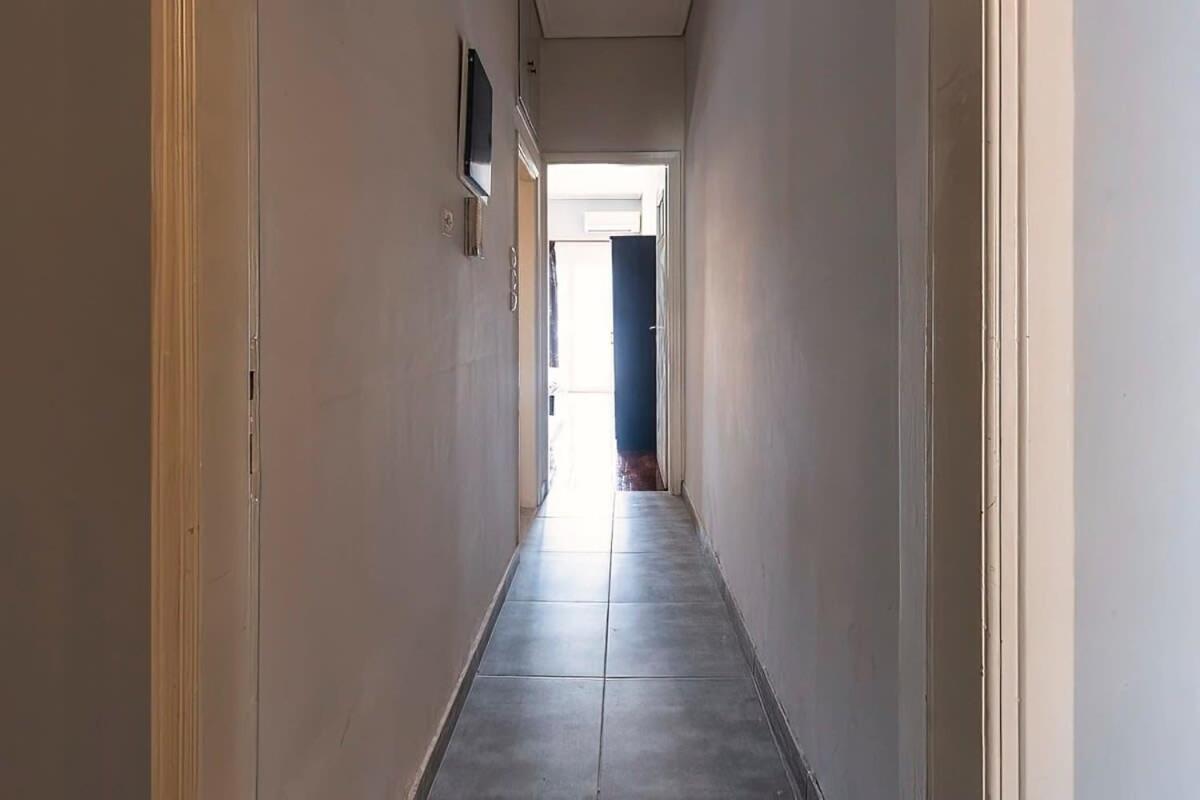 Topfloor Central Apt With Urban Views,3' To Metro Athen Eksteriør billede