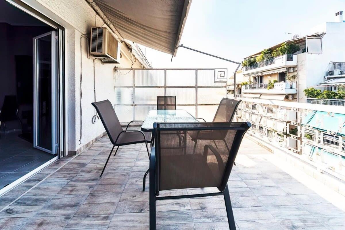 Topfloor Central Apt With Urban Views,3' To Metro Athen Eksteriør billede
